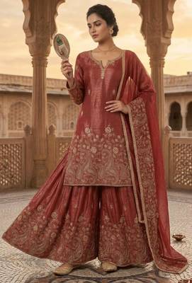Light-red silk blend embroidered palazzo set 2