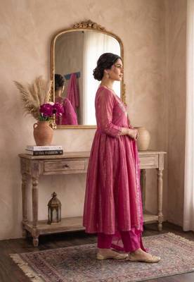 Hot-pink satin embroidered palazzo set 3