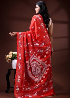 Vibrant red silk blend kantha saree with white floral & paisley woven design 3