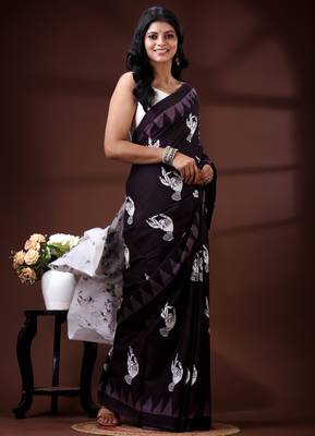 Deep wine malmal cotton saree with white bird & temple block prints and abstract panelled pallu 2