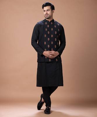 Black embroidered cotton silk kurta bundi set 2