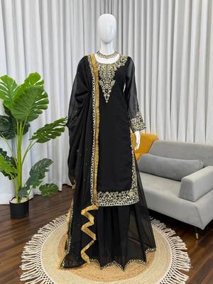 Black georgette thread with sequin palazzo suit 3
