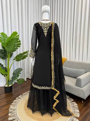 Black georgette thread with sequin palazzo suit 4