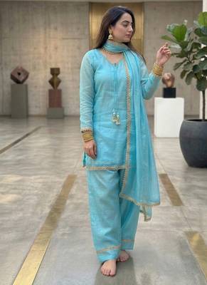 red satin kurta palazzo dupatta set 4