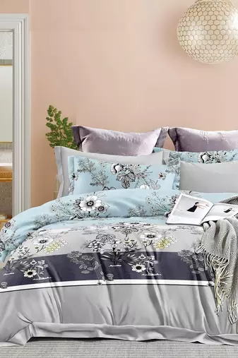 Glory super king size flat bedsheet with two pillow covers