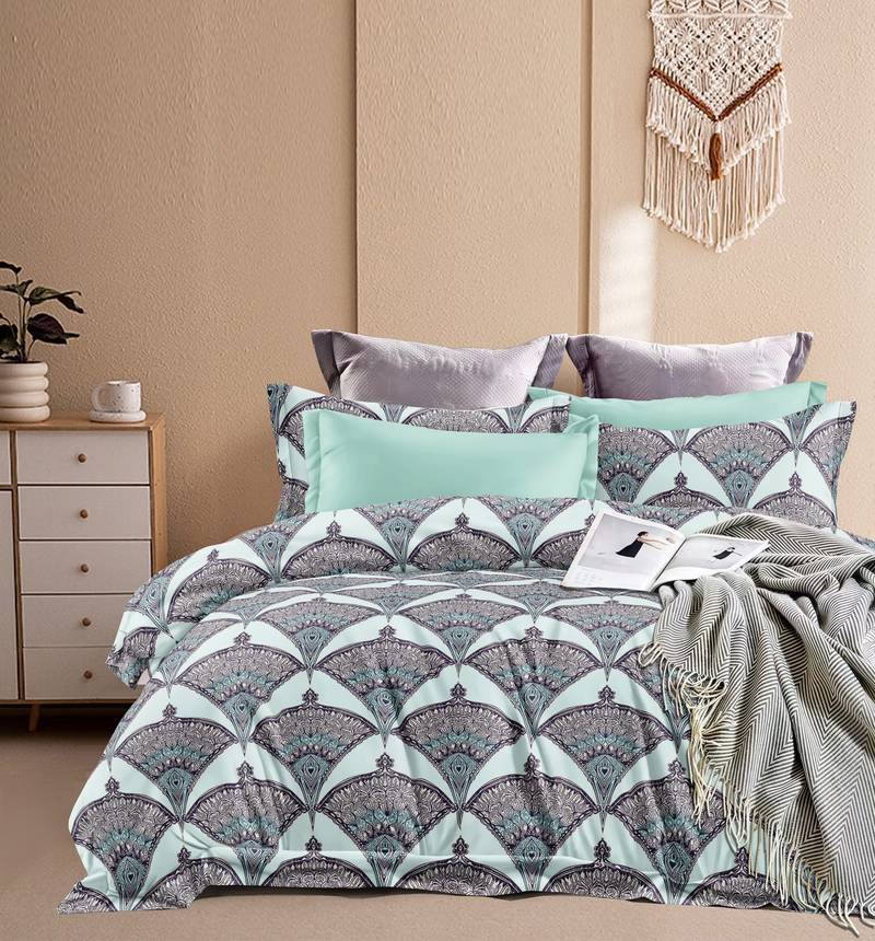 Glory super king size flat bedsheet with two pillow covers