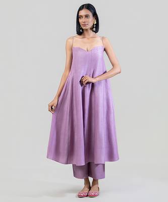 Lilac purple dola silk anarkali set with red dupatta 4