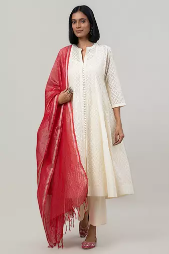 Ivory jacquard chanderi anarkali set with red dupatta