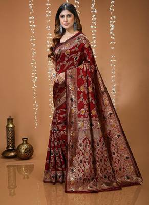 maroon silk blend zari woven saree 2