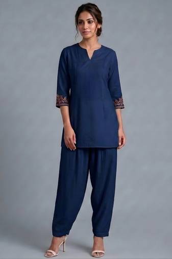 Blue embroidered rayon kurta set