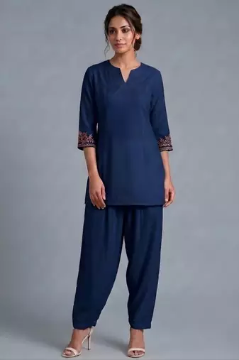 Blue embroidered rayon kurta set