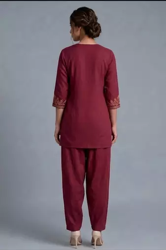 Maroon embroidered rayon kurta set