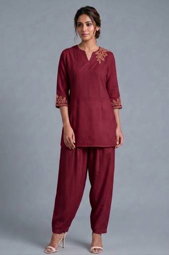 Maroon embroidered rayon kurta set
