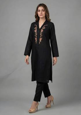 Black embroidered rayon kurta set 1