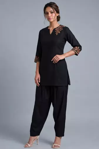 Black embroidered rayon kurta set