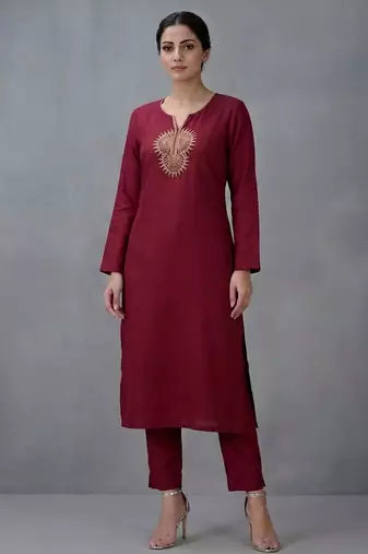 Maroon embroidered rayon kurta set