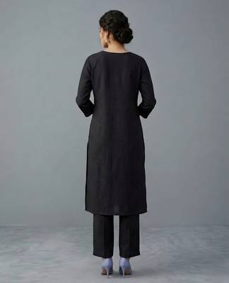 Black embroidered rayon kurta set 2