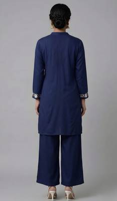 Blue embroidered rayon kurta set 2