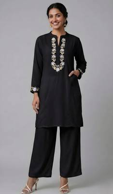 Black embroidered rayon kurta set 1