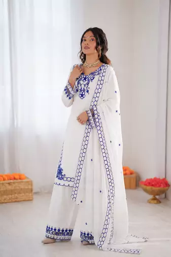 Off white  chanderi silk thread work salwar suit