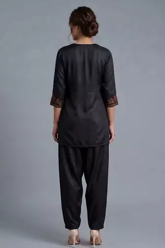 Black embroidered rayon kurta set