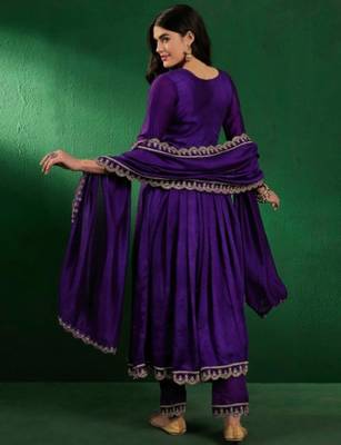 Royal purple vichitra embroidered kurta pant dupatta set 4