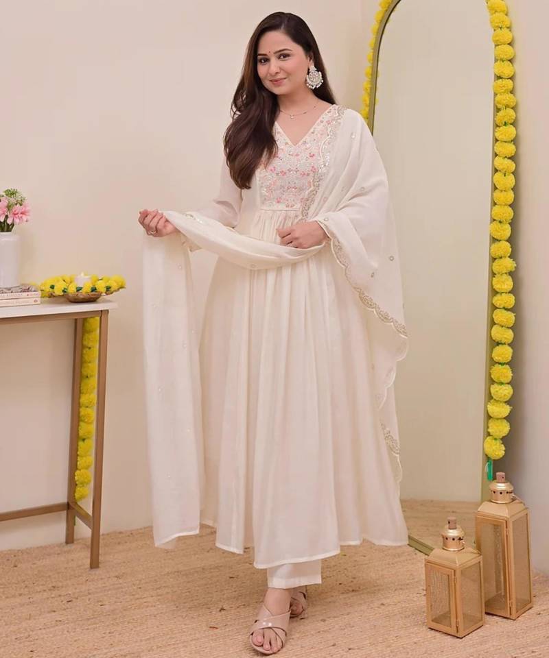 Off white chanderi silk blend embroidered anarkali kurta pant dupatta set