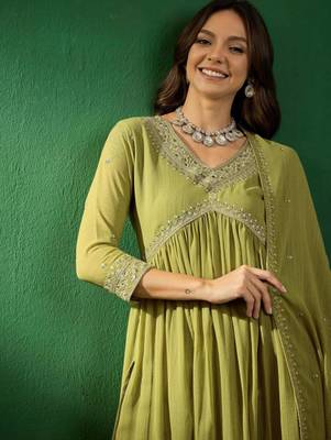 Olive green georgette embroidered kurta pant dupatta set 5