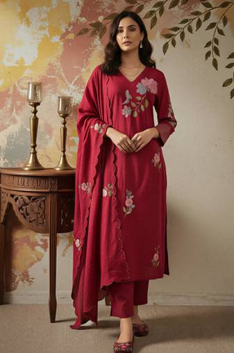 Wine red chanderi silk blend embroidered kurta pant dupatta set