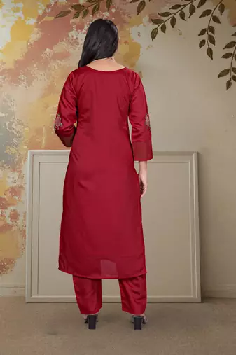 Wine red chanderi silk blend embroidered kurta pant dupatta set