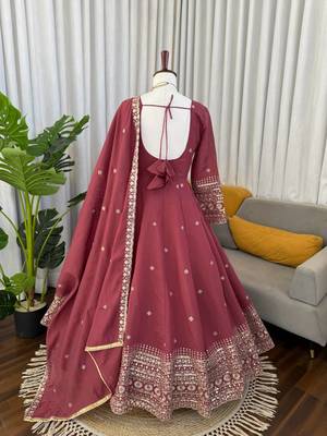 Onion pink chanderi silk thread with sequin anarkali suit 6