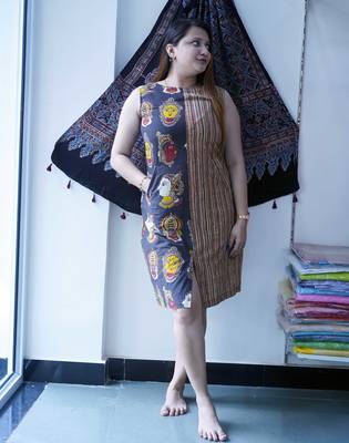 black kalamkari handblock printed knee length dress 3