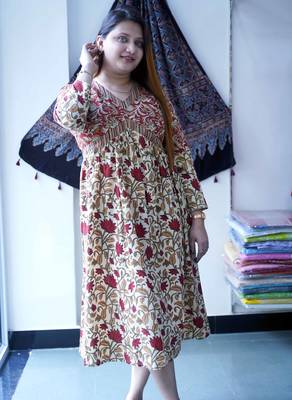 red printed v neck mid length dress 3