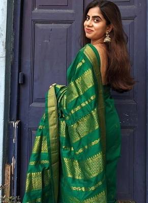 Green art silk saree with blouse 2