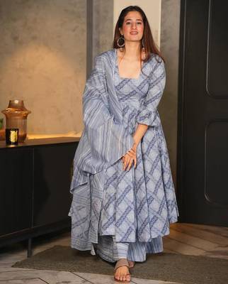 Grey printed Kurta bottom with dupatta 2