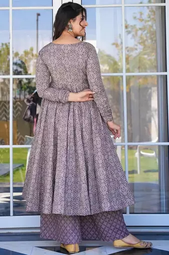 Purple printed kurta bottom with dupatta