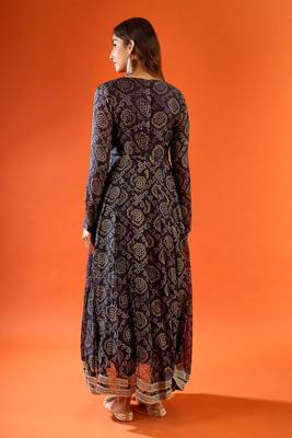 Women's black printed anarkali set with dupatta 2