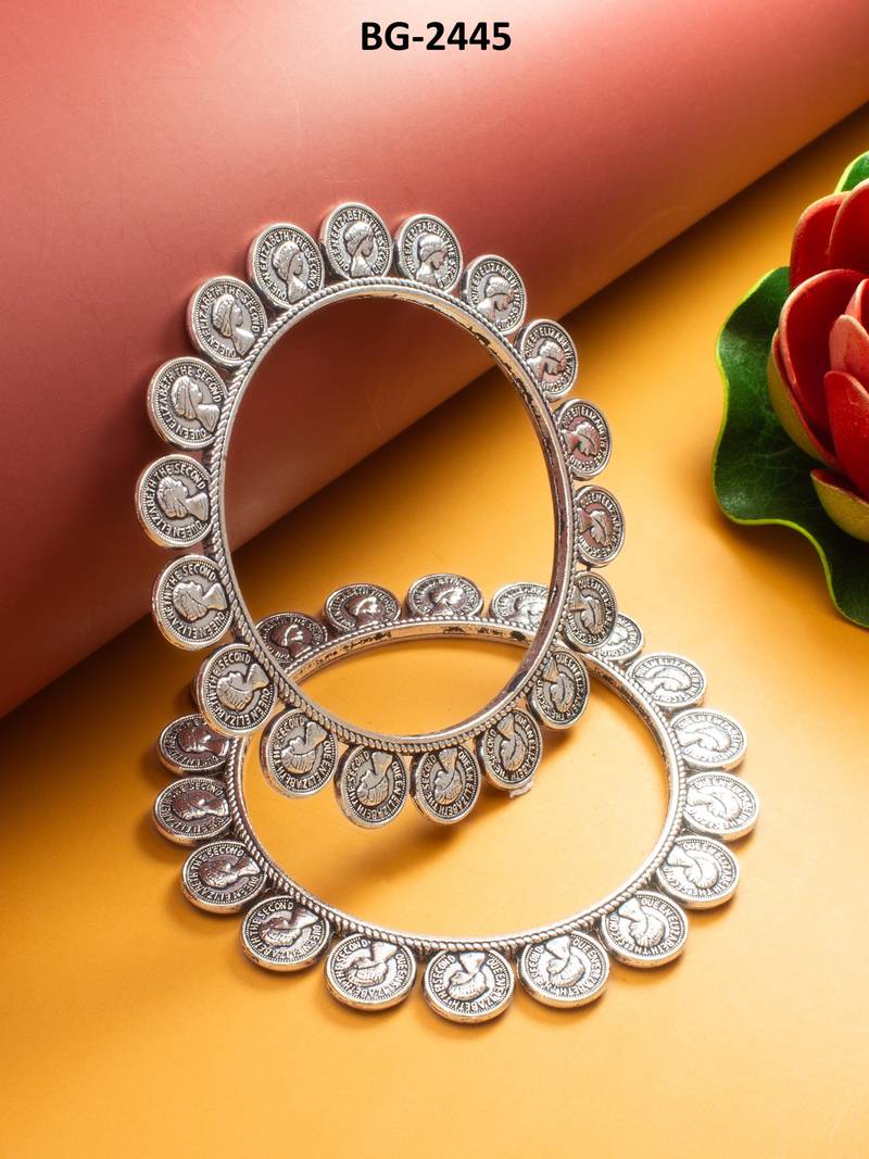 oxidized coin motif bangle set