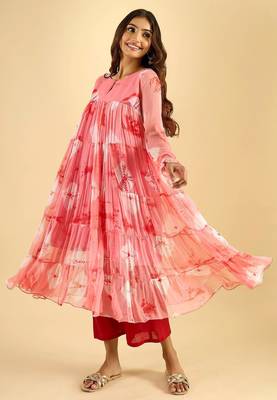 Women's blush pink printed tiered kurta set 1