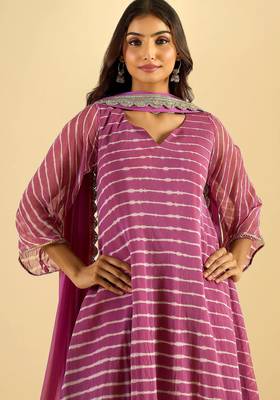 Women's orchid pink striped kurta set with dupatta 3