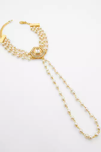 pearl kundan haathphool bracelet