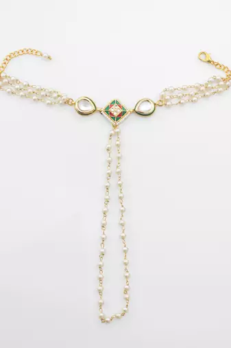 white beaded kundan haathphool