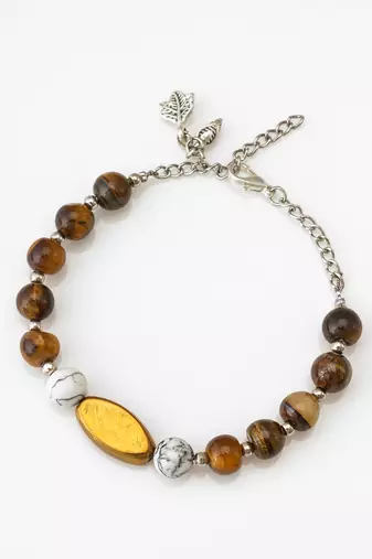 howlite beaded gold bracelet