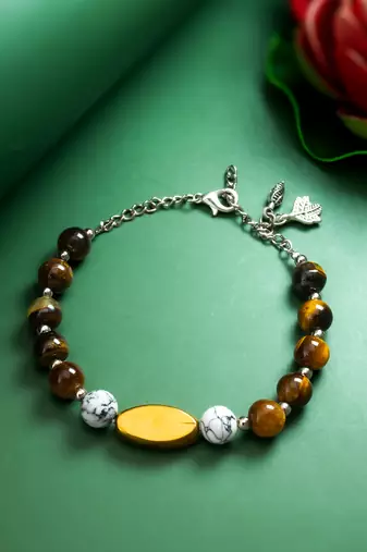 howlite beaded gold bracelet