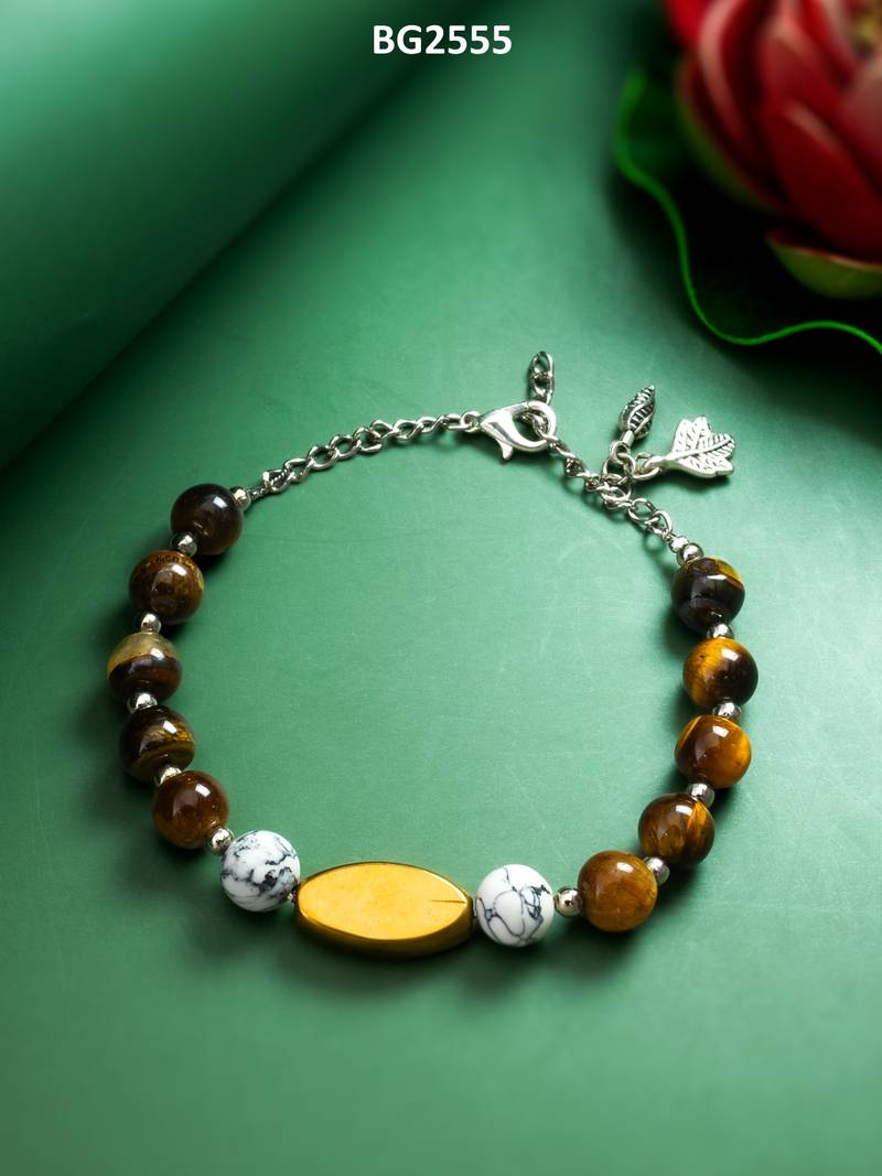 howlite beaded gold bracelet