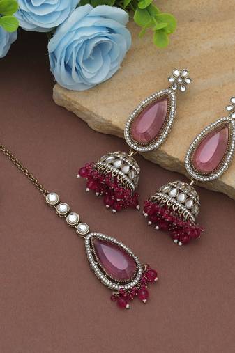 Rani color kundan earrings tikka set