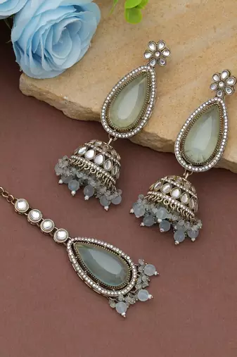 Sky blue color kundan earrings tikka set