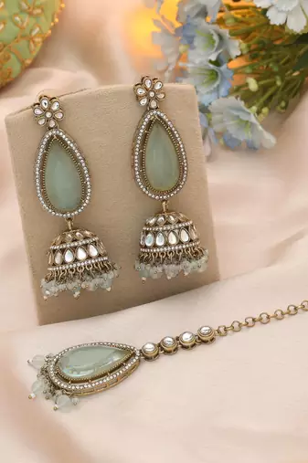 Sky blue color kundan earrings tikka set