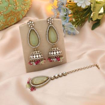 Multi color kundan earrings tikka set 2
