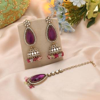 Multi color kundan earrings tikka set 2